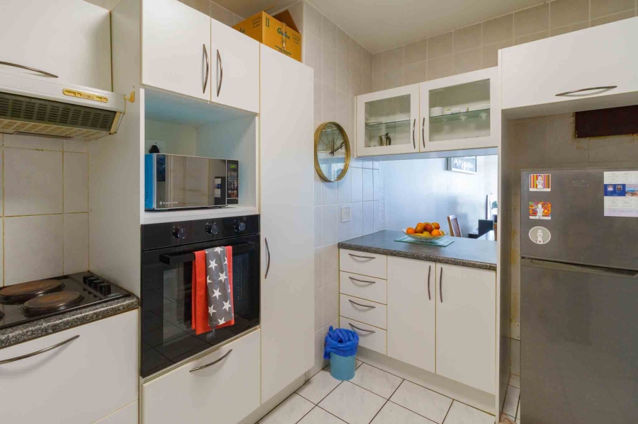 To Let 2 Bedroom Property for Rent in Sea Point Western Cape